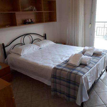 Iraklitsa Bay Apartment Nea Iraklitsa Dış mekan fotoğraf